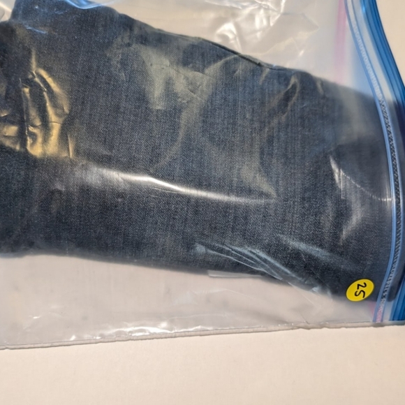 Express Hyper Stretch Distressed Slim Jeans – Dark Blue Wash – 33x30 – Excellent - Picture 9 of 9